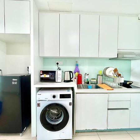 T3 1-10 Pax Trefoil 2Room Setia Alam Cozy Home Wifi Tv Exterior foto